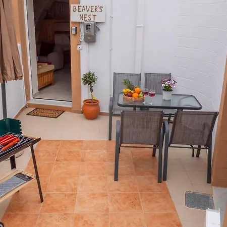 Beaver's Nest Profília